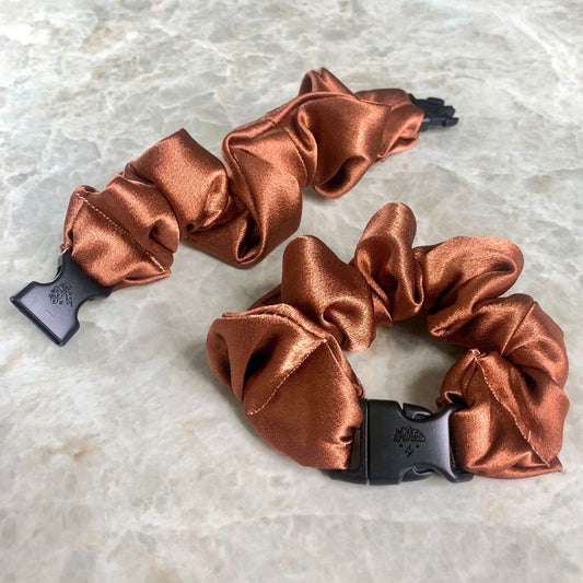 Buckle Scrunchie - Neutral Colors